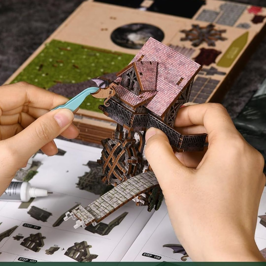 Alice Down the Rabbit-Hole – DIY Book Nook Minicity | Puzzle 3D Prezent – instrukcja krok po kroku
