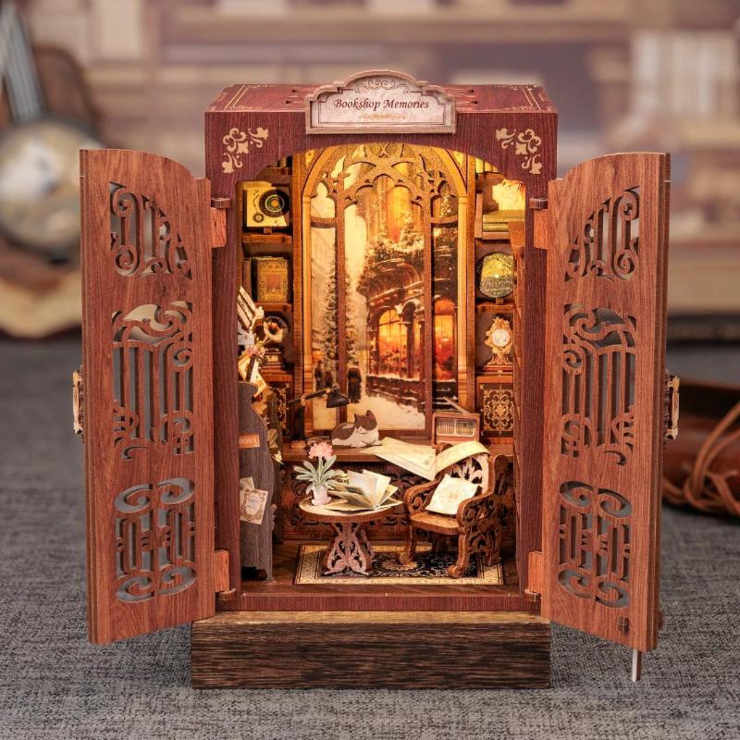 DIY Book Nook Zestaw Świąteczny – Wspomnienia z Retro Księgarni | Cutebee – oświetlenie LED po zmroku
