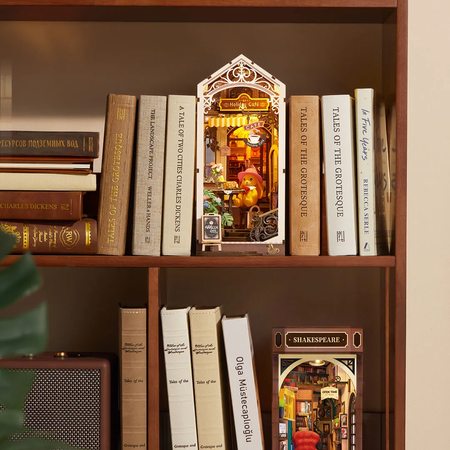 DIY Book Nook - Holiday Cafe | Rolife