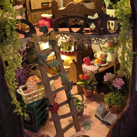 DIY Book Nook - Fairytale Tree House | Rolife