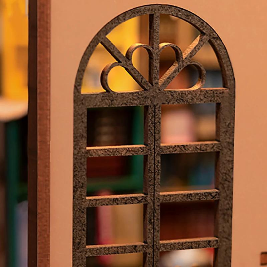 Detale, które odkrywasz – Księgarnia Shakespeare Rolife DIY Book Nook – Puzzle 3D Prezent