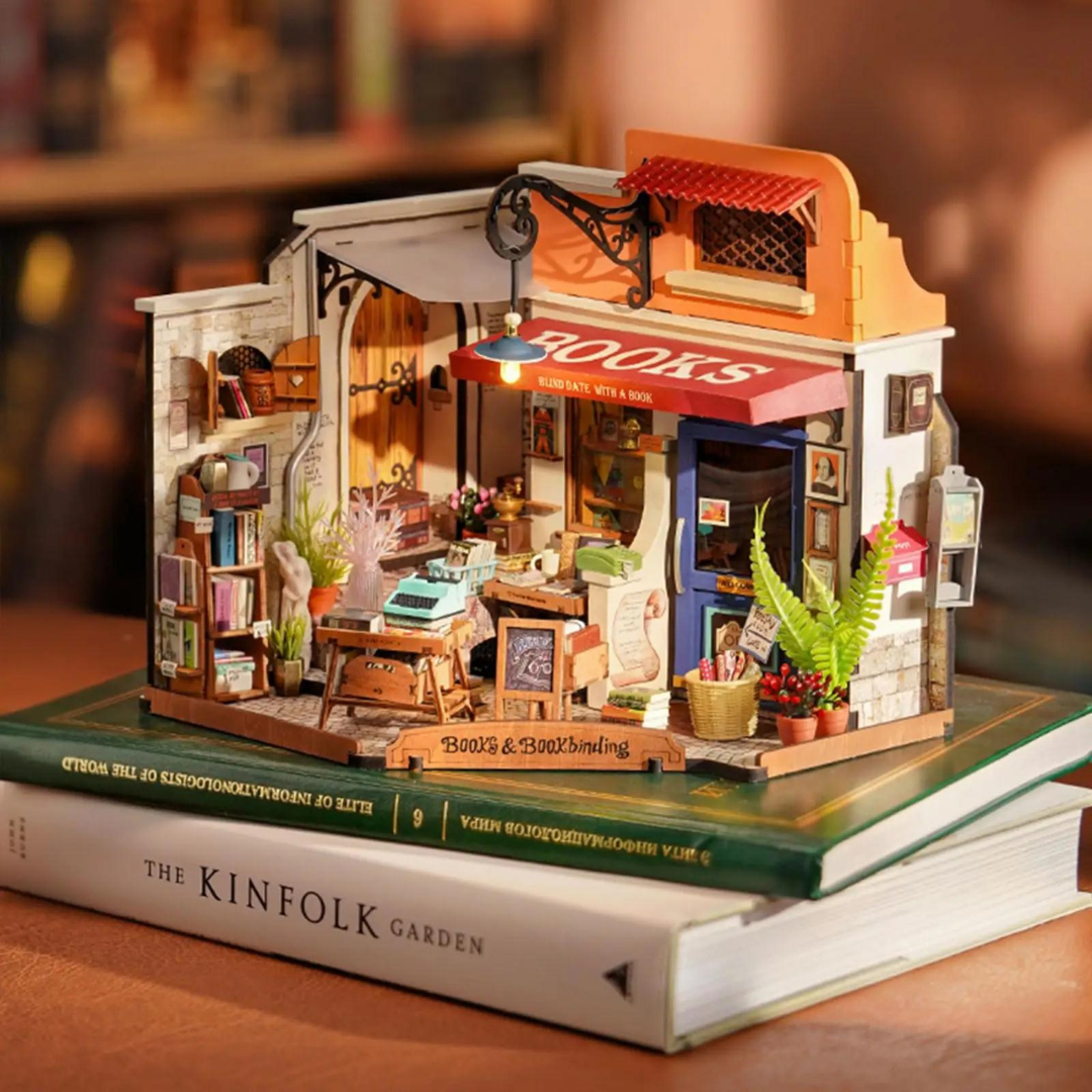 Mini Domek 3d - Księgarnia Corner Bookstore | Rolife – pomysł na prezent