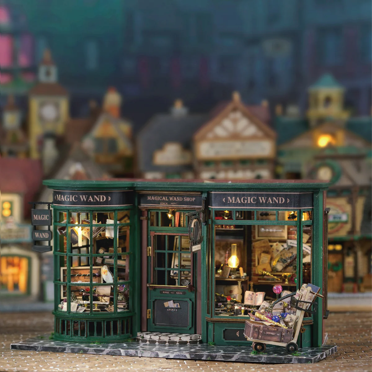Zestaw Świąteczny Book Nook – Magiczny Sklep Harry Potter | Cutebee Puzzle 3D – oświetlenie LED po zmroku