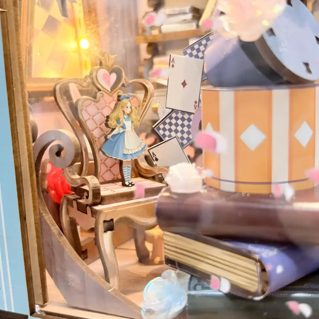 Alice's Tea Party Diary – DIY Book Nook Joincon | Puzzle 3D Prezent – oświetlenie LED po zmroku