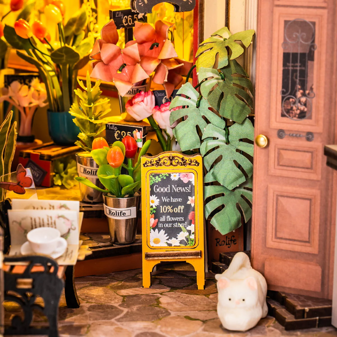 Detale, które odkrywasz – DIY Book Nook - Kwiaciarnia Floral Corner | Rolife