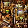 Pianist with Nightingale DIY – book nook w stylu Art Nouveau