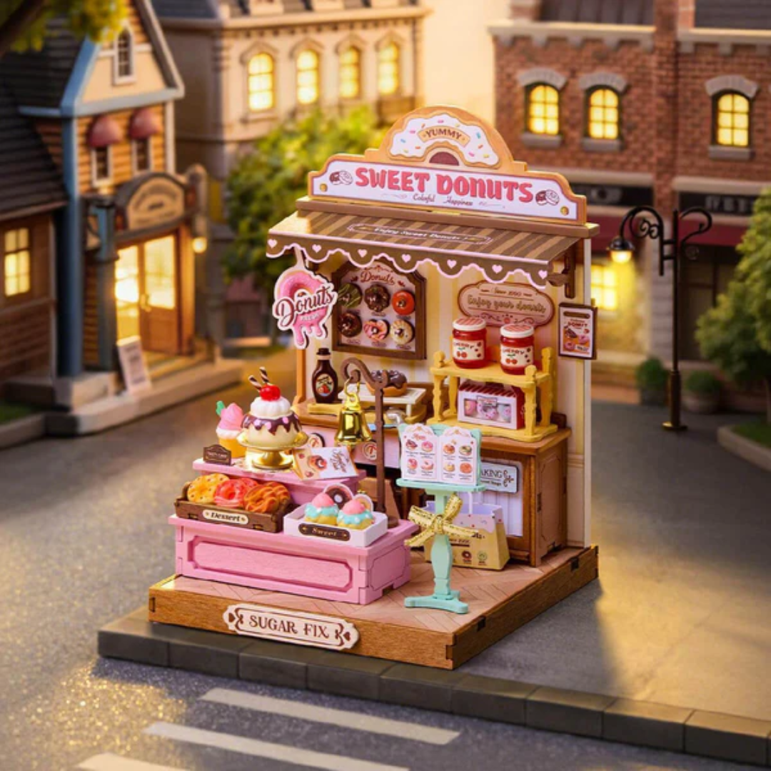 Mini Domek 3D - Sweetie’s Donut Shop | Rolife – oświetlenie LED po zmroku