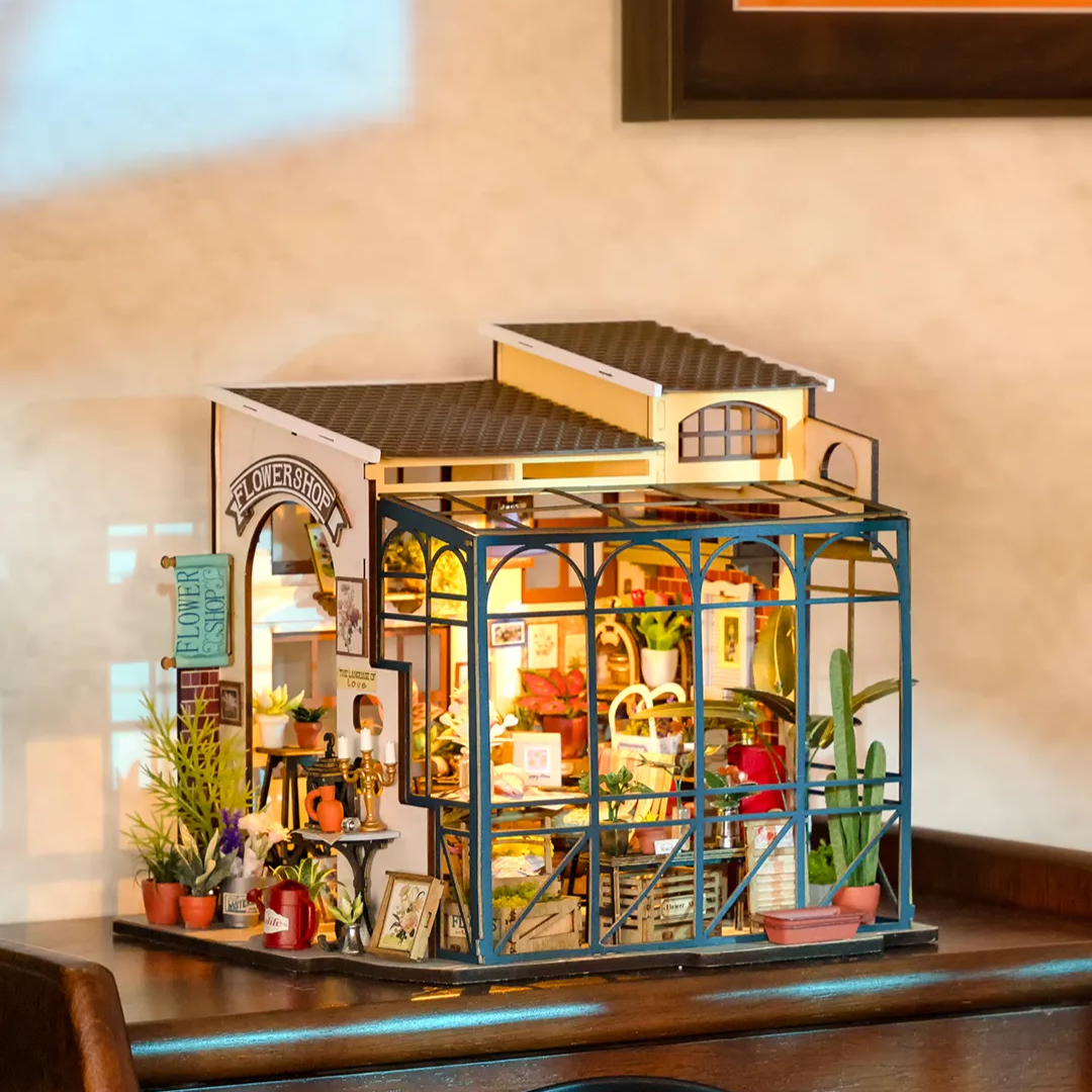 Mini Domek 3D - Emily's Flower Shop I Rolife – oświetlenie LED po zmroku