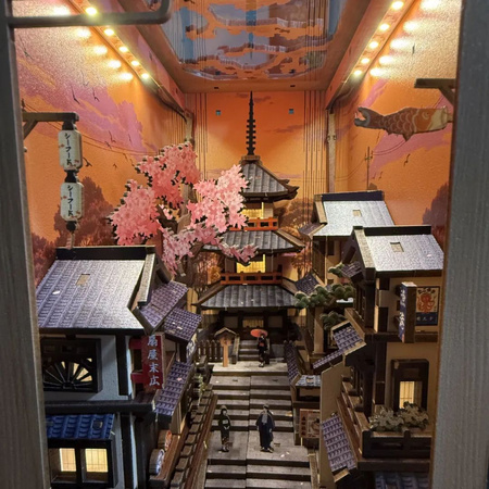 Twilight Sakura Path – DIY Book Nook CuteBee | Puzzle 3D Prezent