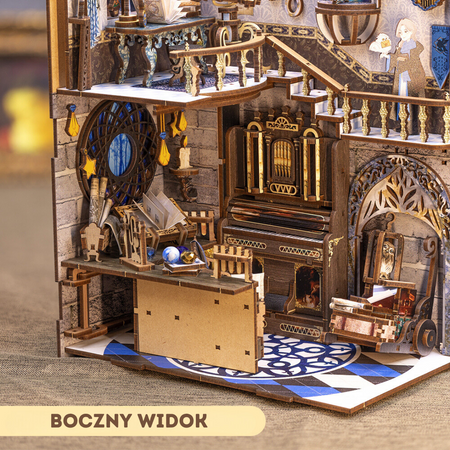 DIY Book Nook Zestaw Świąteczny – Szkoła Magii | Cutebee