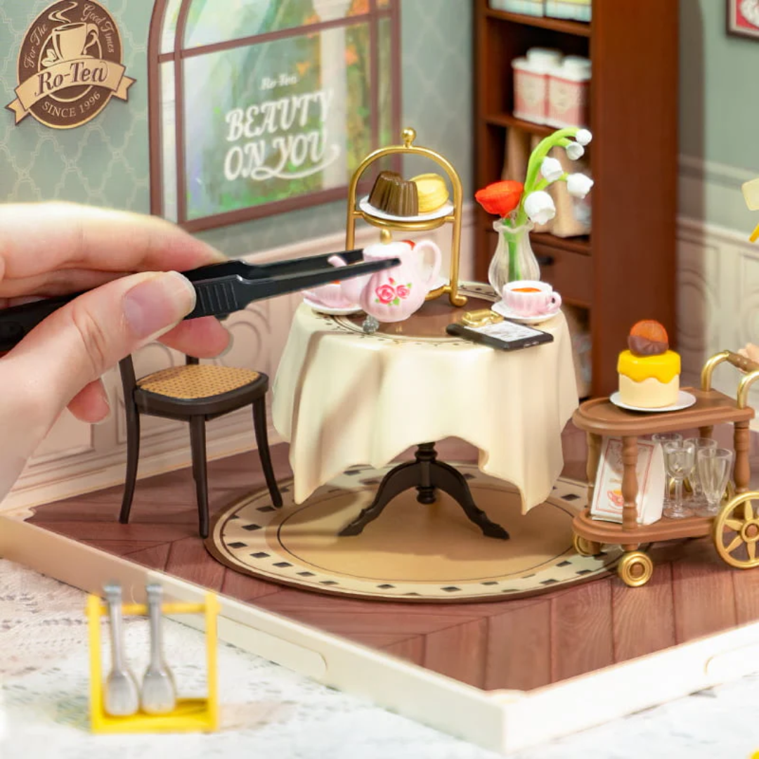 Gotowa dekoracja z charakterem – Mini Domek 3D - Herbaciarnia Sweet Sips Tea | Rolife