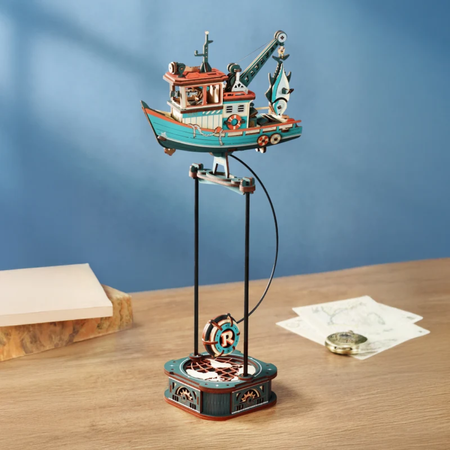Lucky Trawler – Puzzle 3D ROKR, kuter rybacki na wahadle
