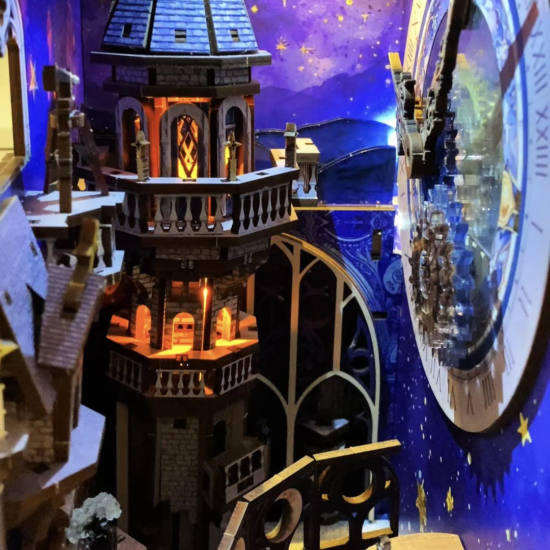Stellar Castle – DIY Book Nook Minicity | Puzzle 3D Prezent – oświetlenie LED po zmroku