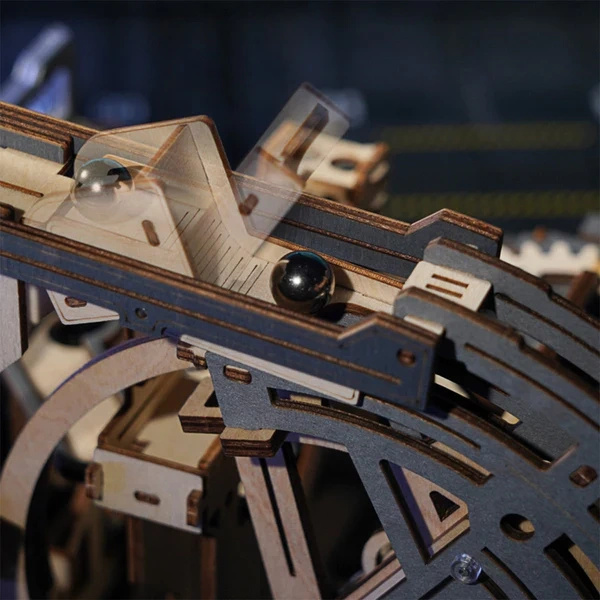 Sieć tras i rozdzielaczy – Drewniany Tor Dla Kulek Puzzle 3D - Marble Spaceport | Robotime