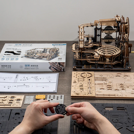 Drewniany Tor Dla Kulek Puzzle 3D  - Marble Night City | Robotime