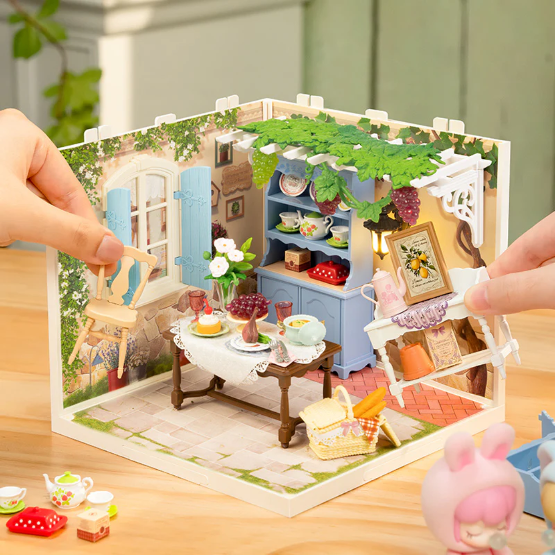 Stolik na lemoniadę i letnie chwile – Mini Domek 3D - Midsummer Dream Yard | Rolife