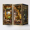 Pianist with Nightingale DIY – book nook w stylu Art Nouveau