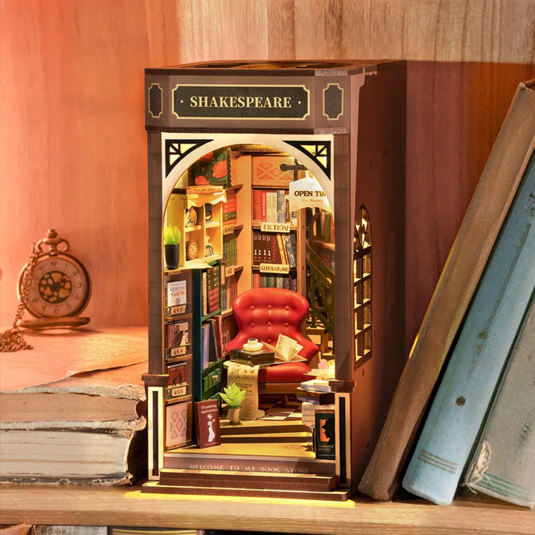 Księgarnia Shakespeare Rolife DIY Book Nook – Puzzle 3D Prezent – oświetlenie LED po zmroku