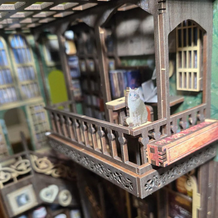 MiniCity DIY – Book Nook „Saisons Café” Kawiarnia z LED