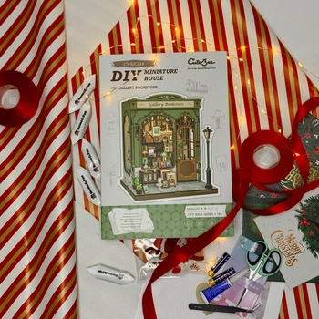 Zestaw Świąteczny Book Nook – Gallery Bookstore | Cutebee miniaturowy domek puzzle 3D